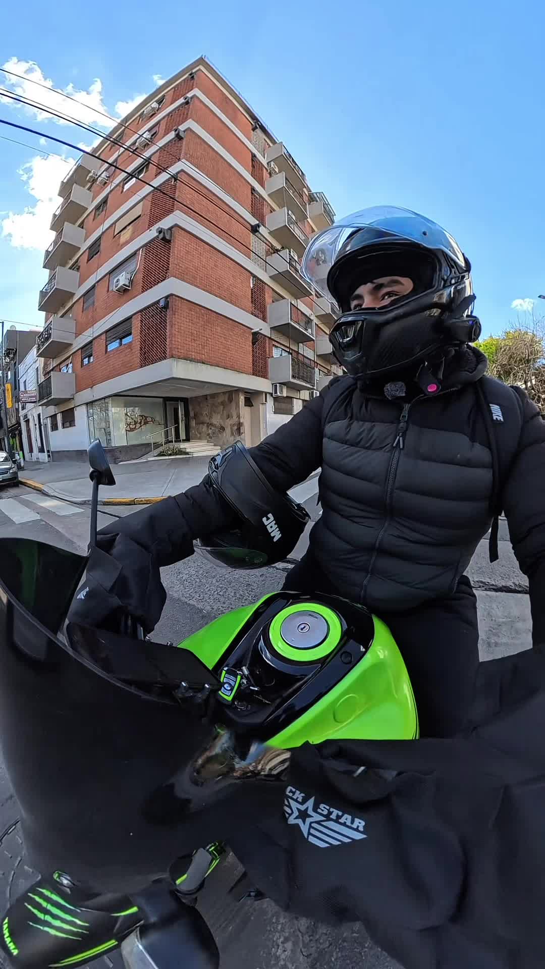 @lauti_motovlog
