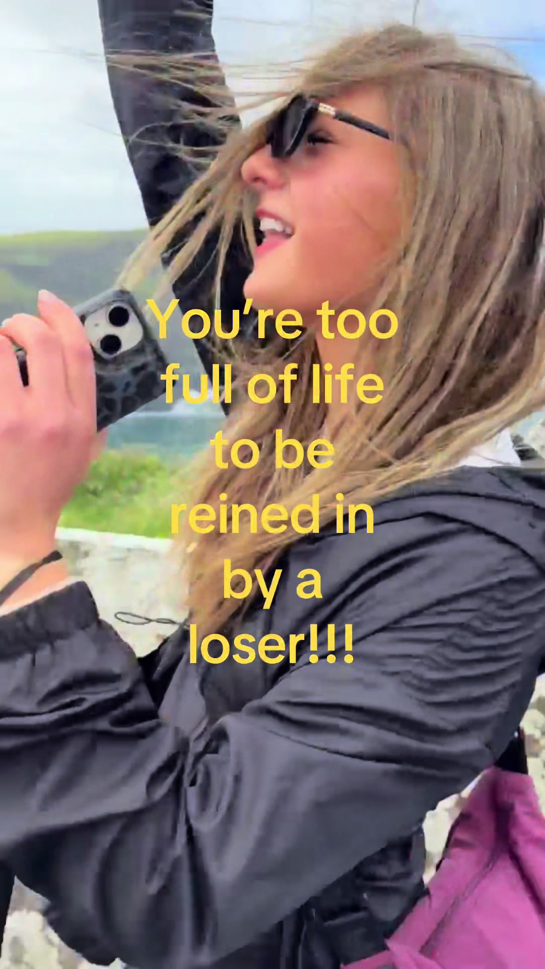 @reaghurst