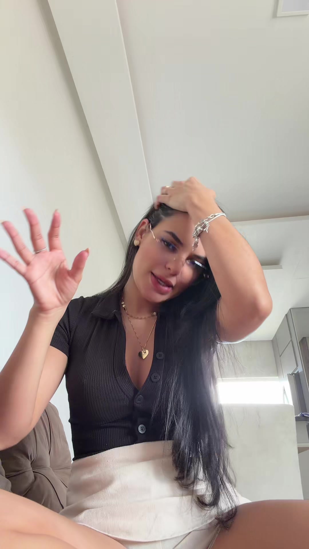 @naelypereira