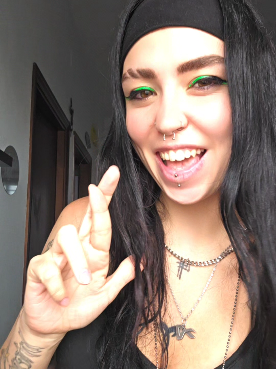 @Daniela⚡