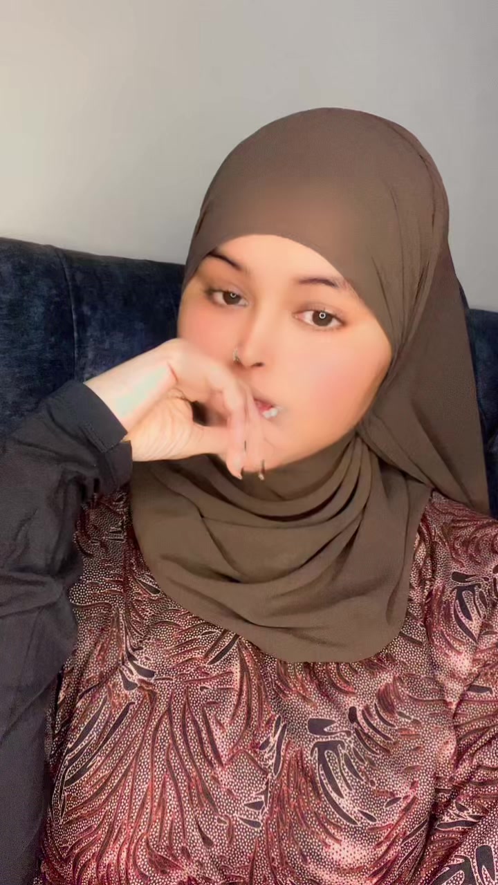 @Queen iftizam 🎀🥀
