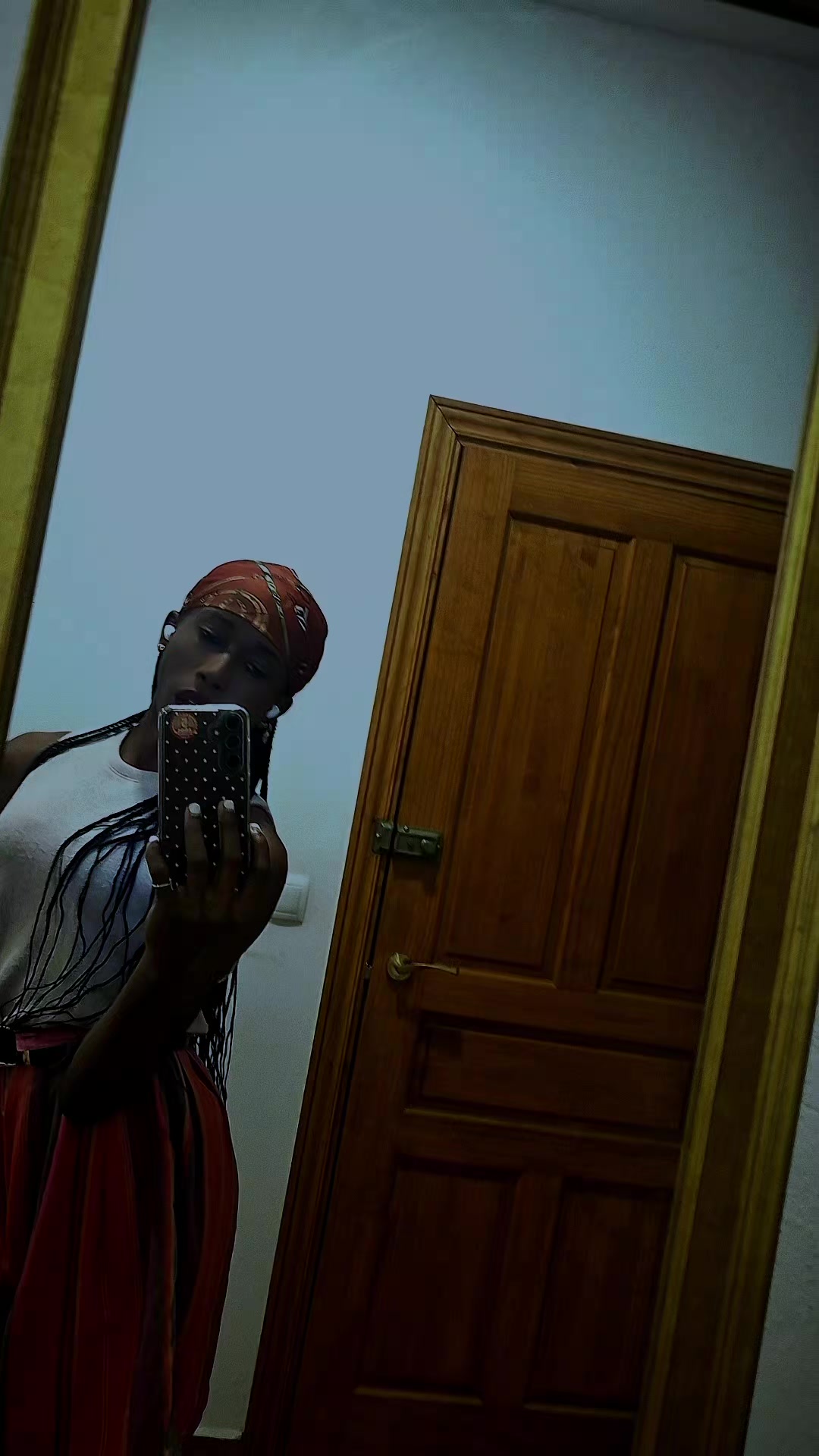 @🇭🇹Re&iuml;na d'Espagne🇪🇦