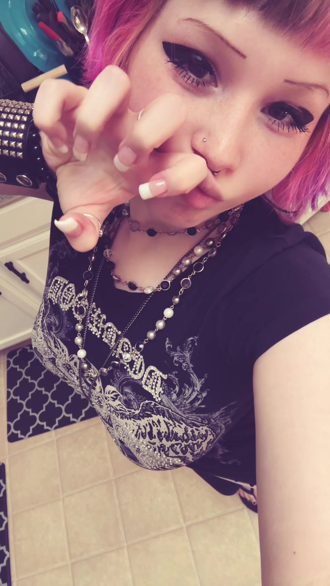 @kittygirl