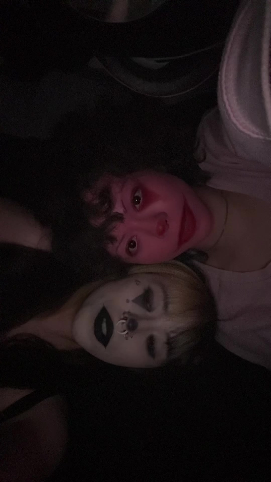 @Gothgirlfrwend<3