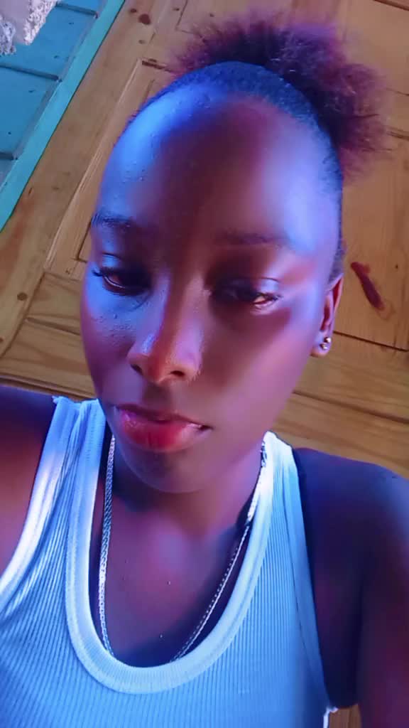 @miss grippy 😘☠️👿🤞👌