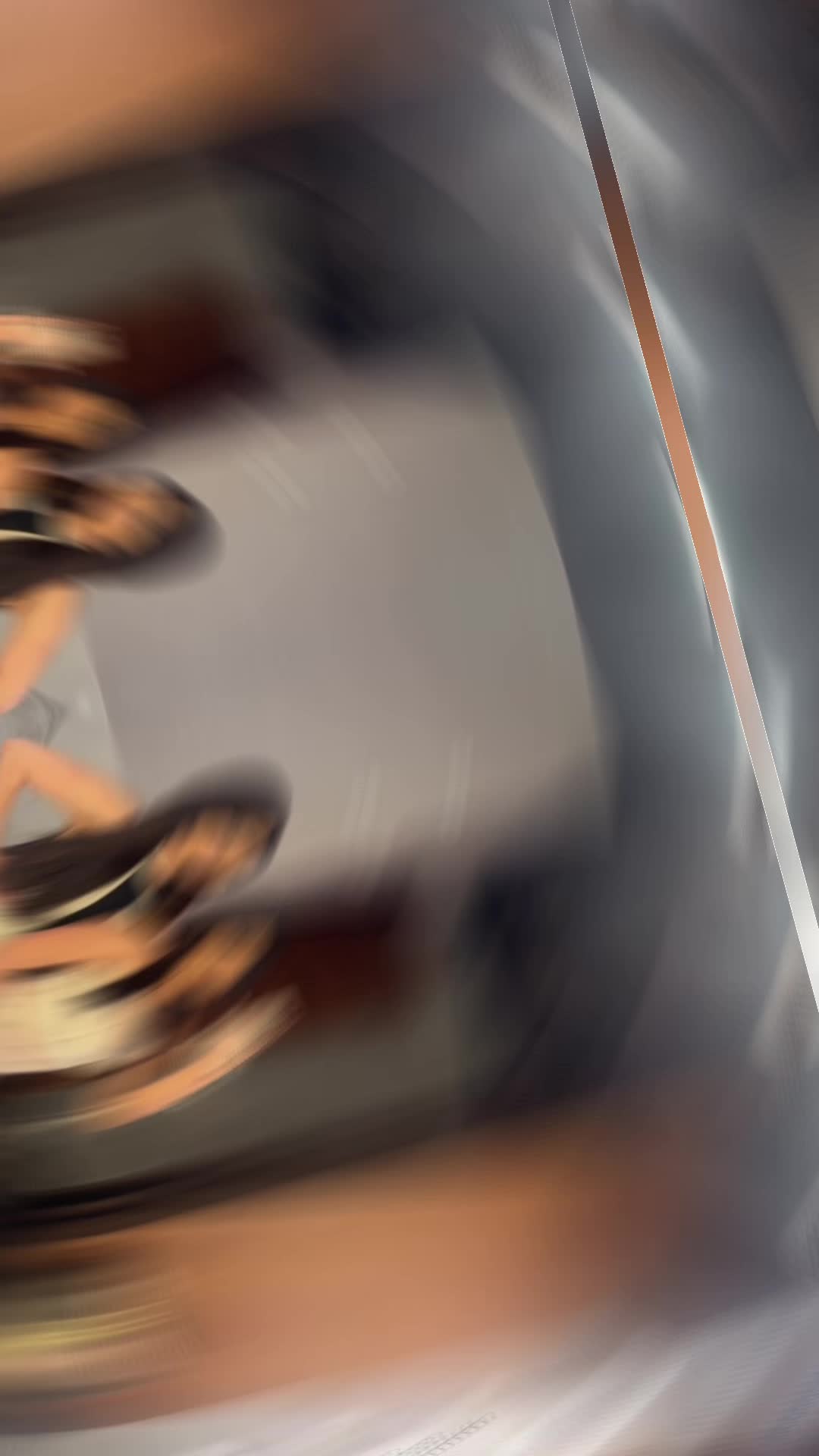 @va…