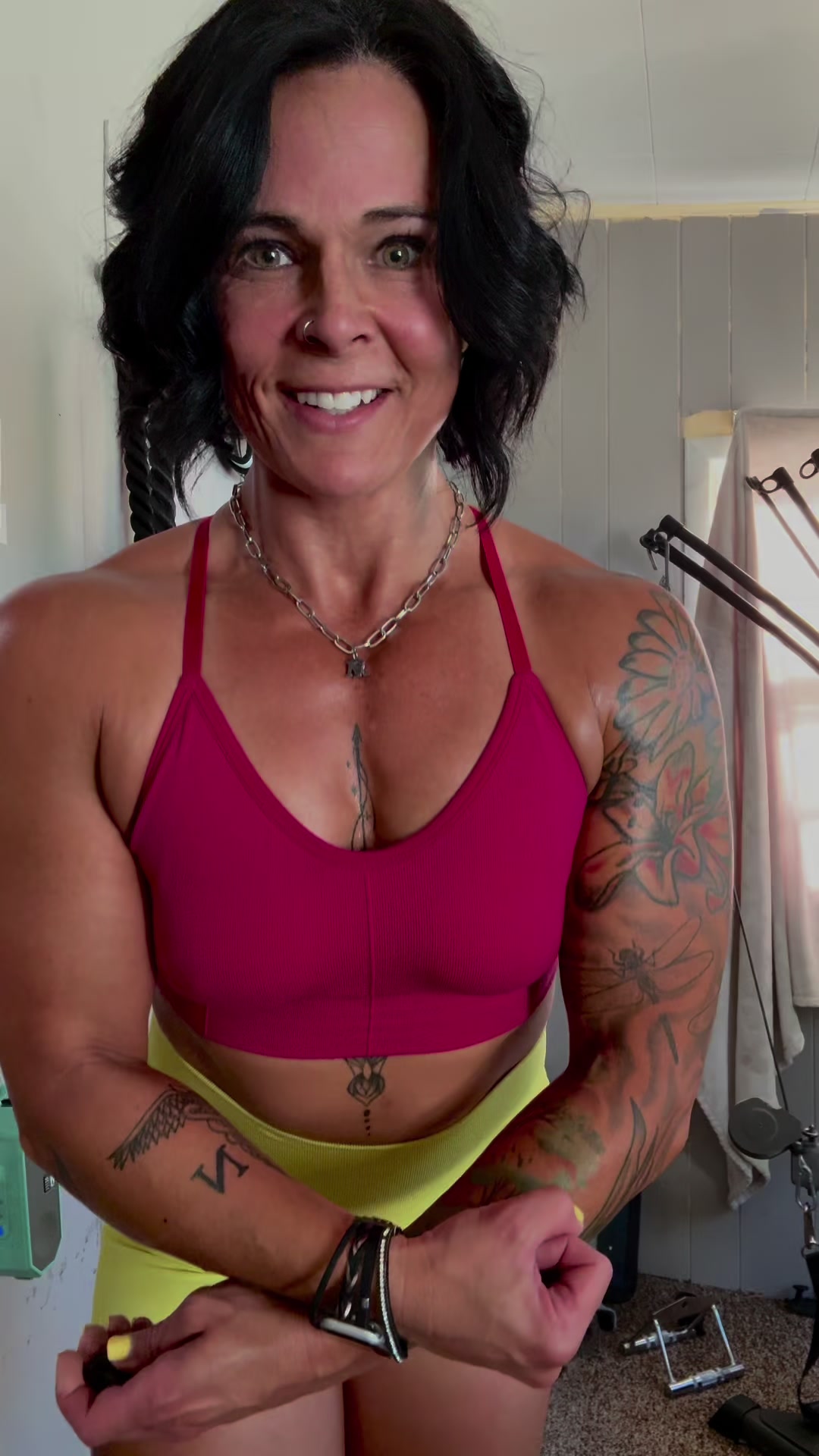 @fitmom_of_4_