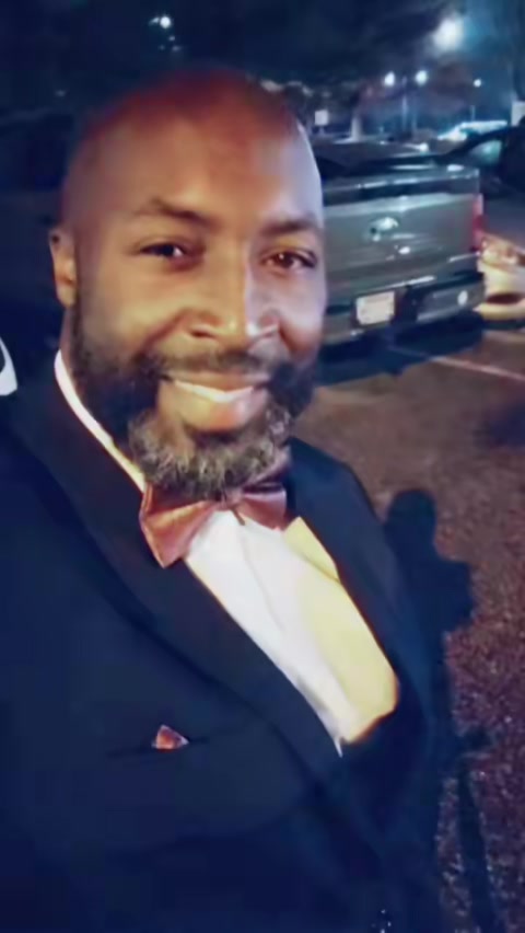 @Just_Sir_Sy