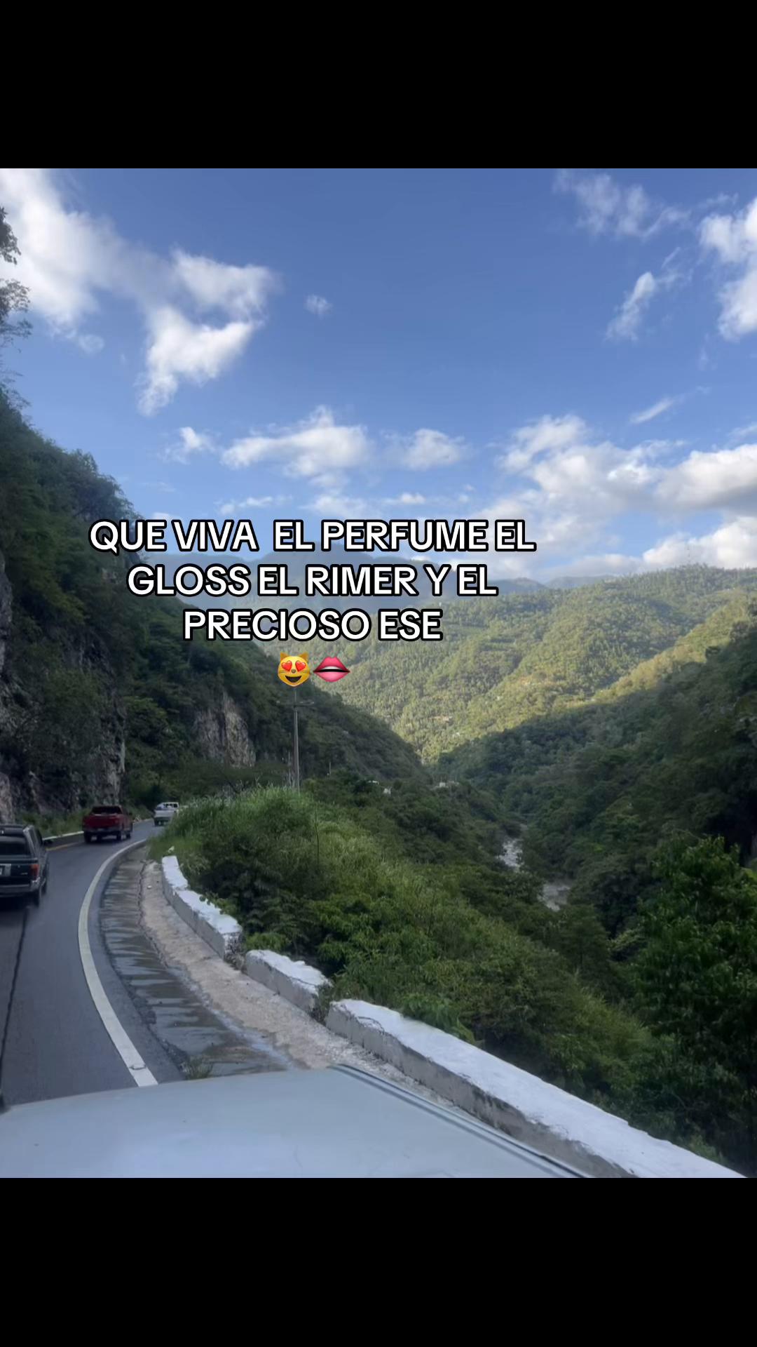 @Florecita🖤🤍🌻🍓