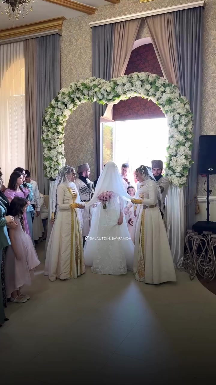@the.dream.wedding