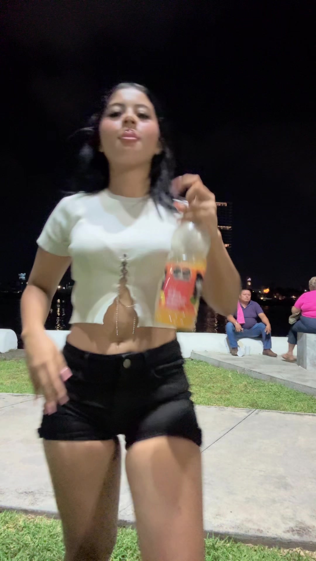 @mj