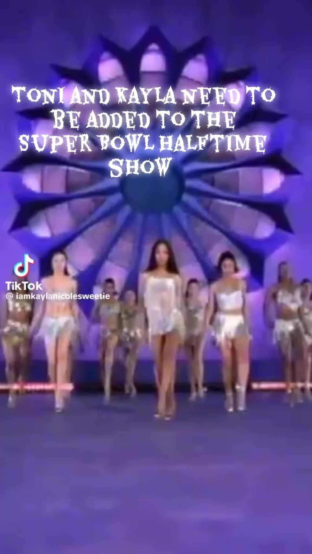 @Keepitcomingcelebs