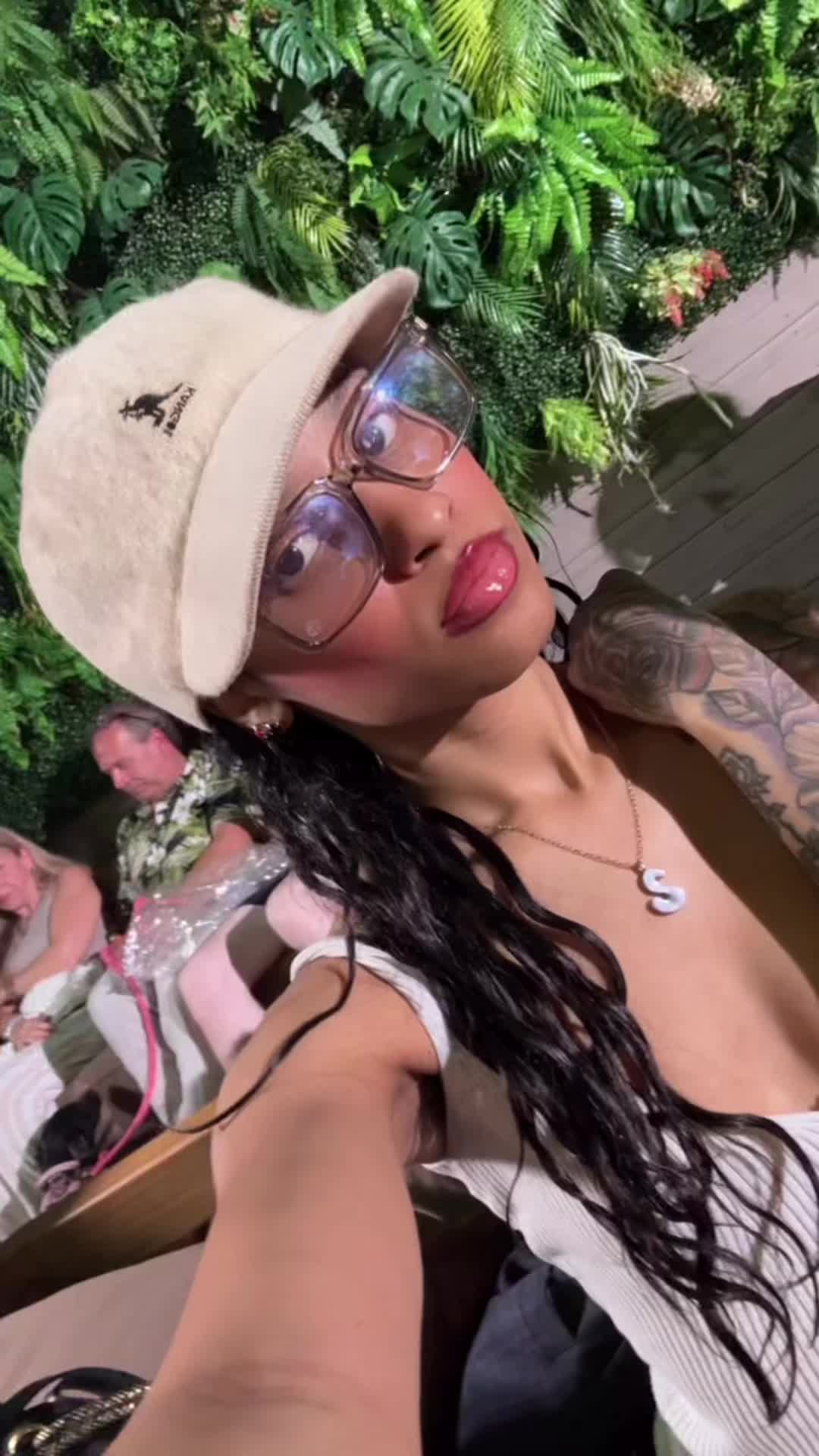 @Shayloamigo