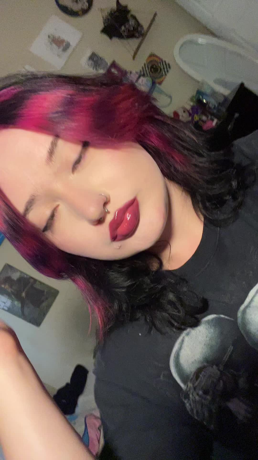 @cum