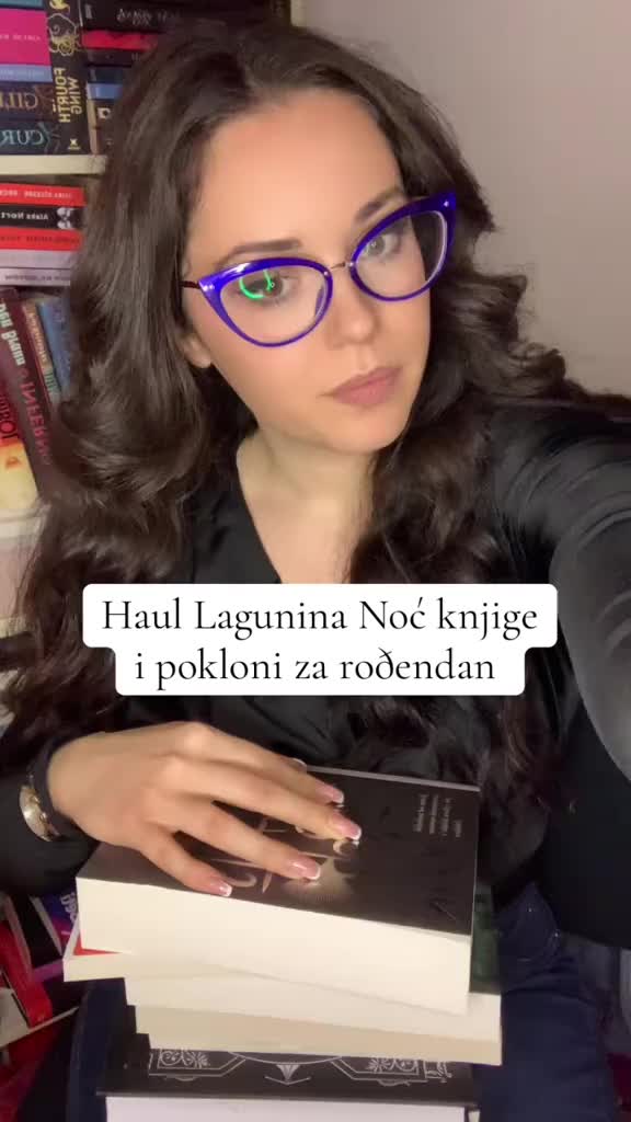 @Sandra_Bookrunner/ BookTok