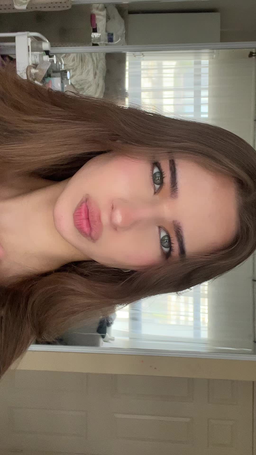 @lizka
