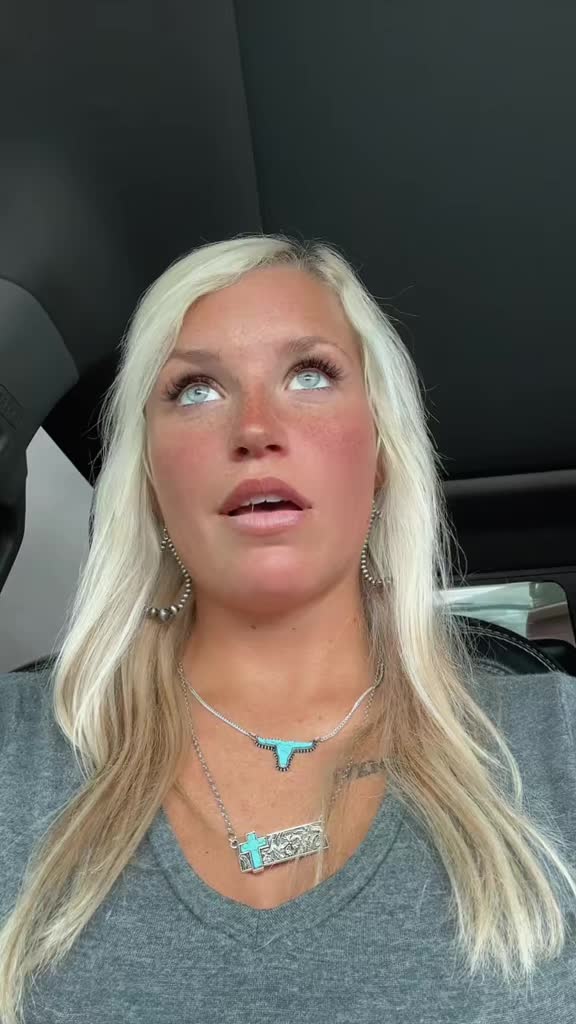 @🥹😋
