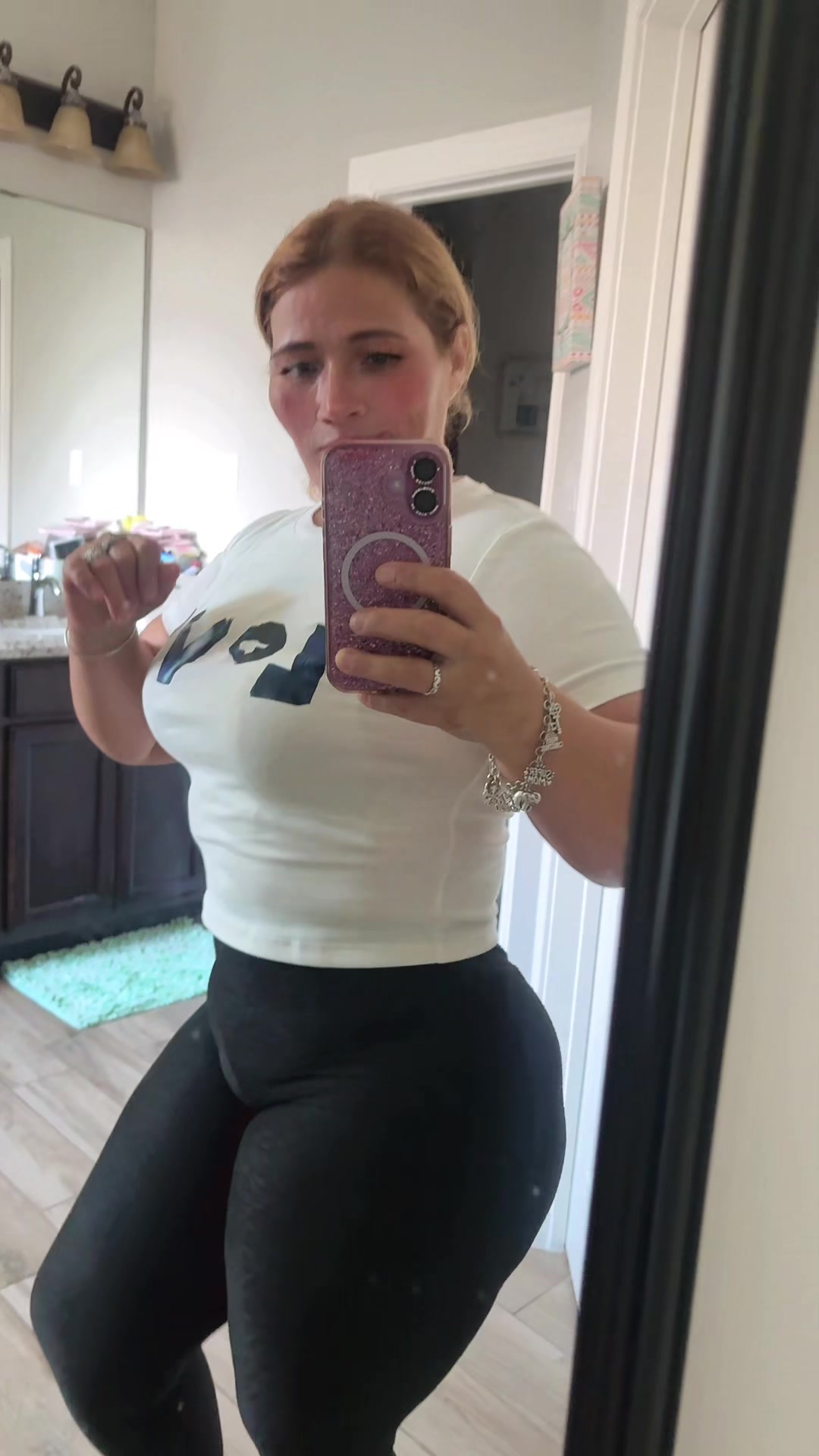 @Iliana