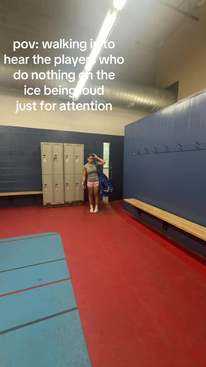 @???