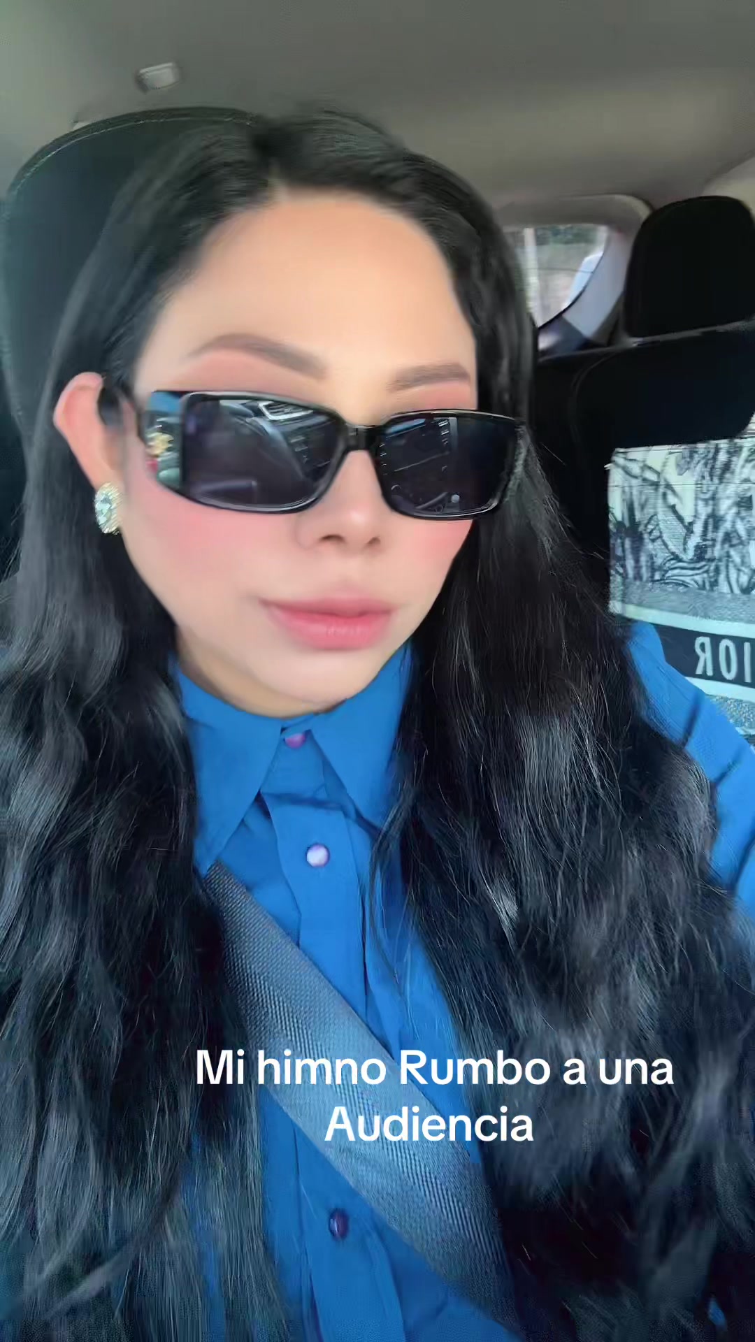 @vivianadeshell
