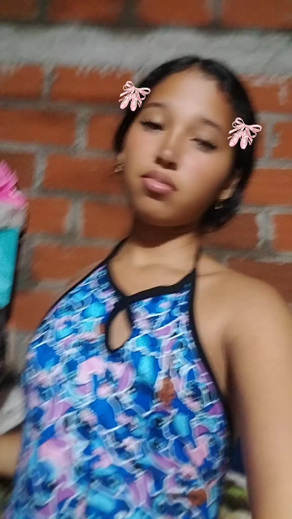 @🫦