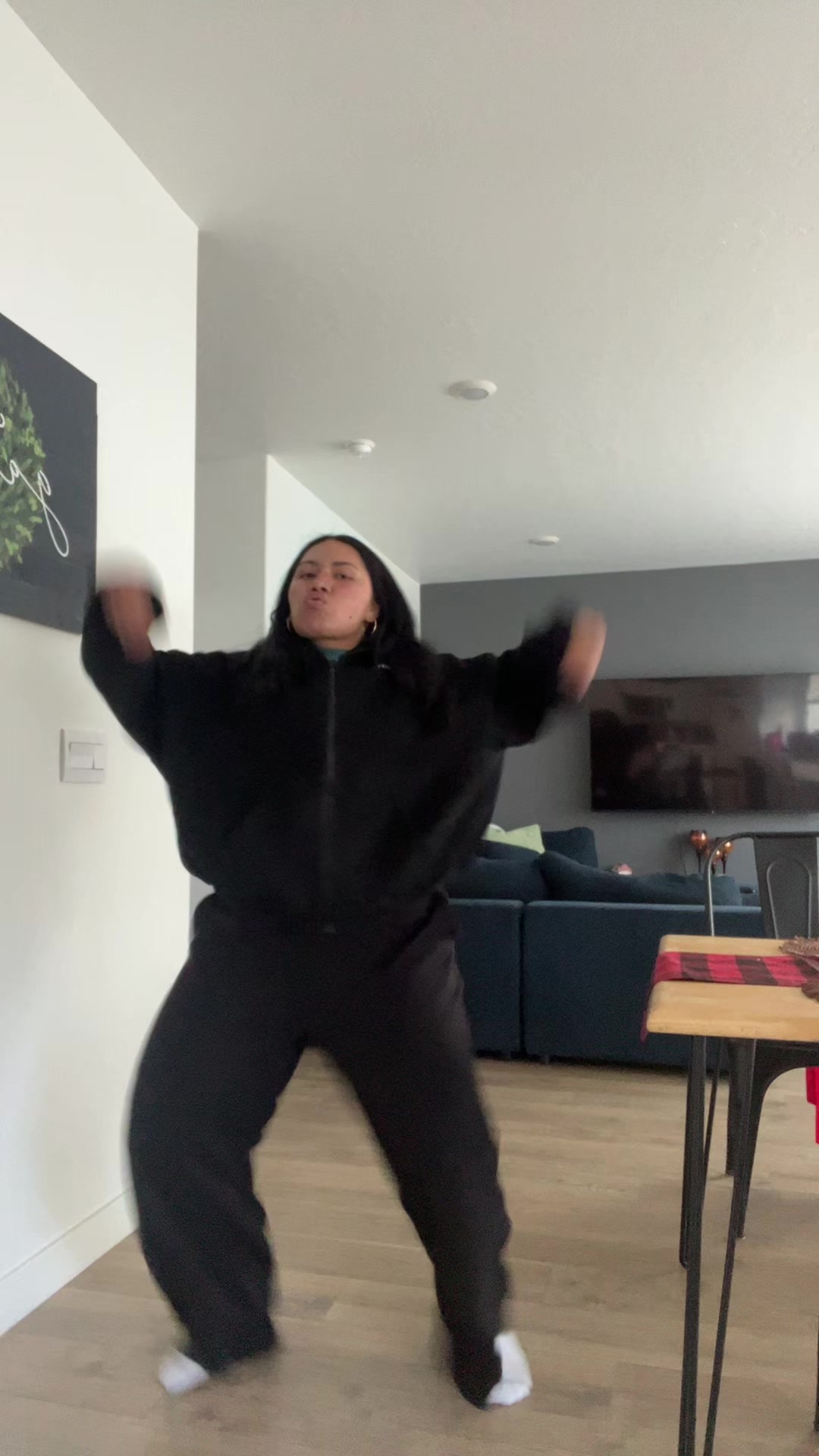@Olala