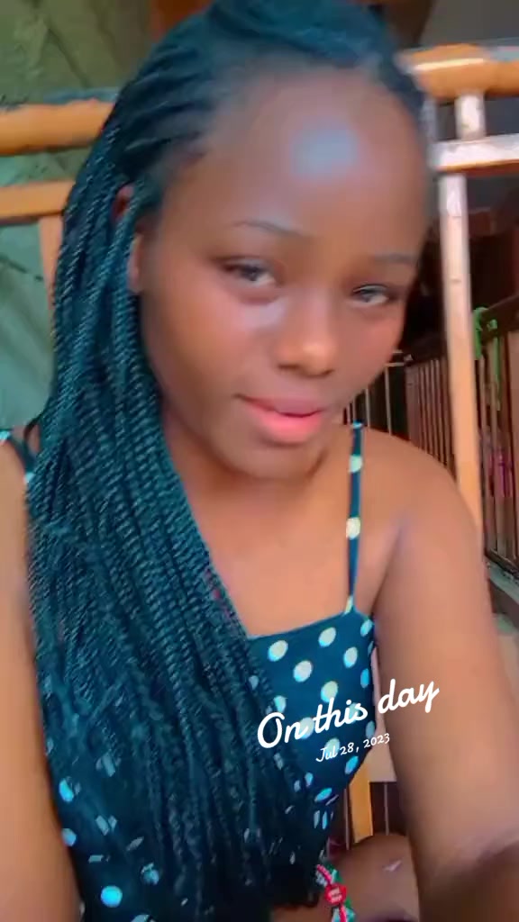 @eznahkerry