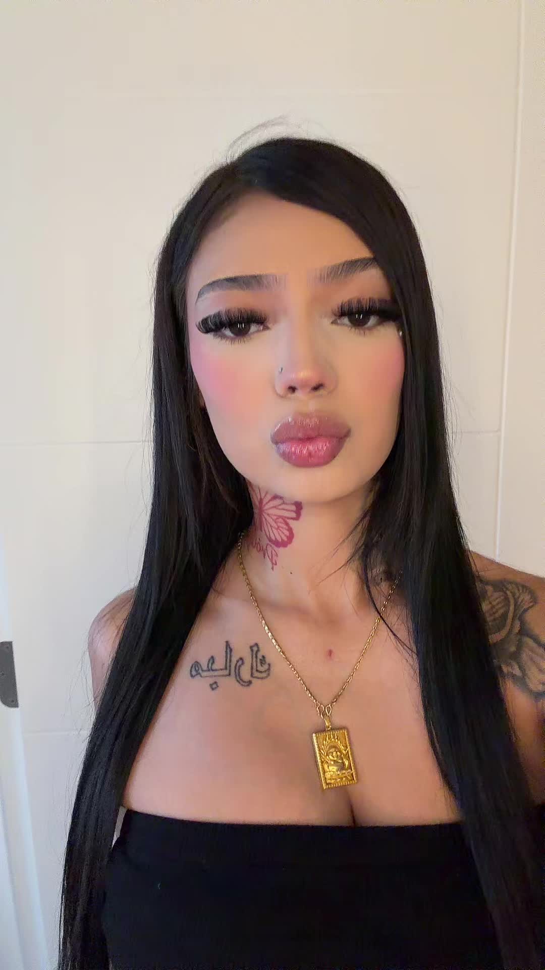 @Aysslin