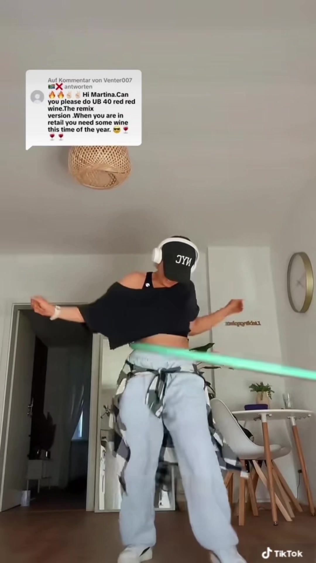 @Karoline