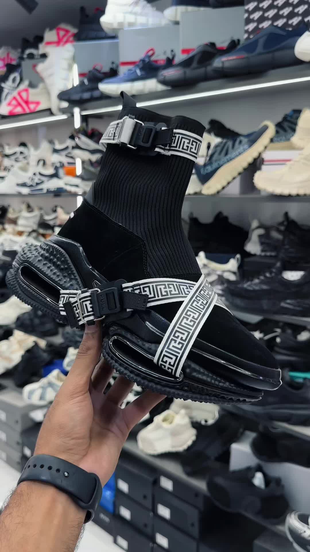 @Manettishoes
