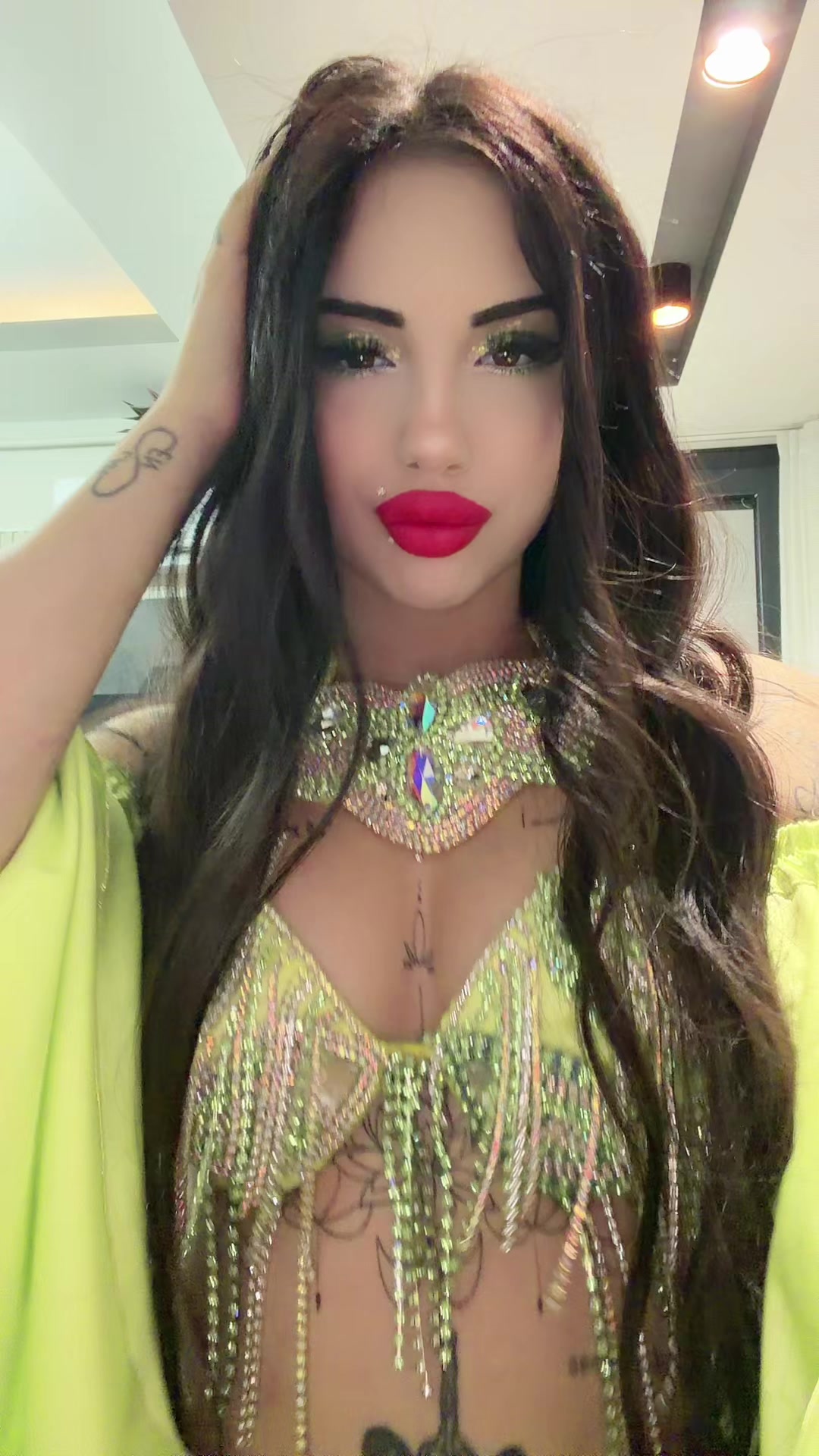 @Lina