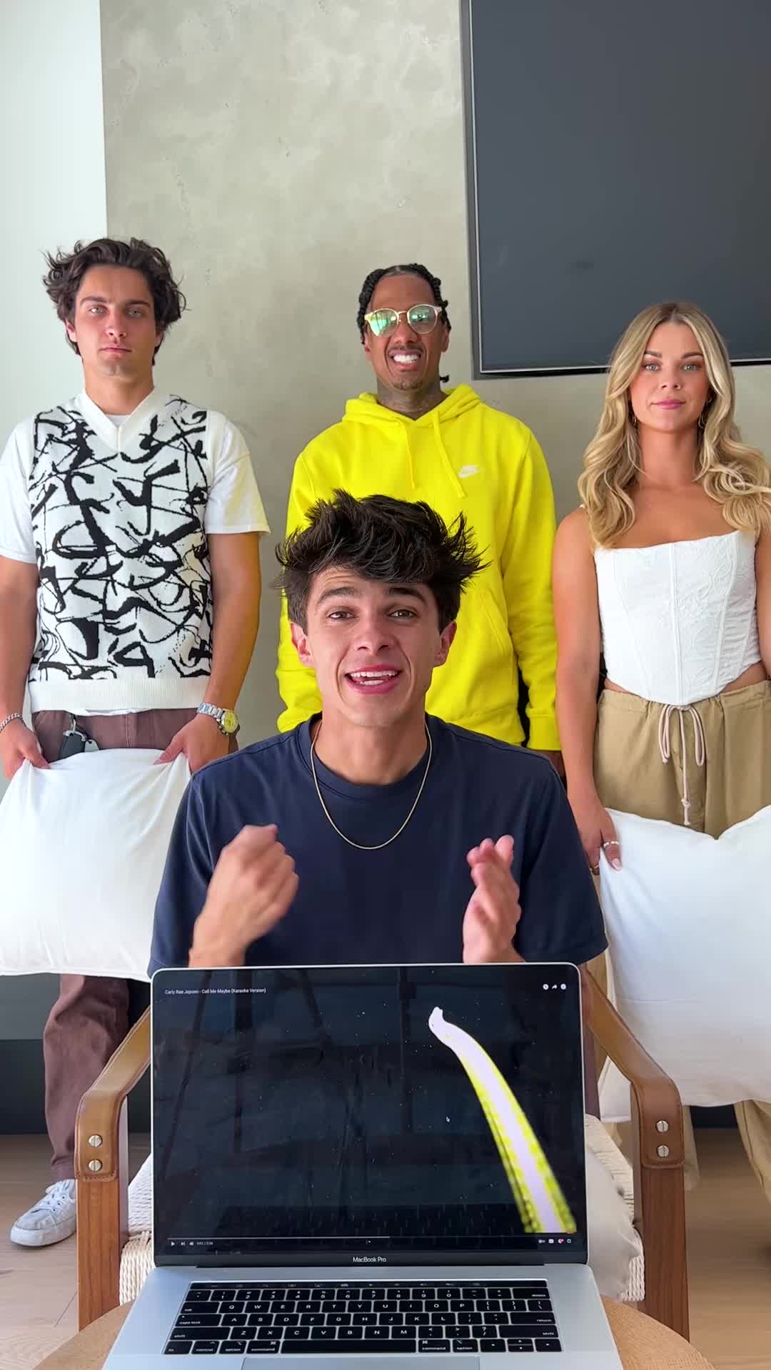 @oldtiktoks !! 🩷🧸🇨🇴