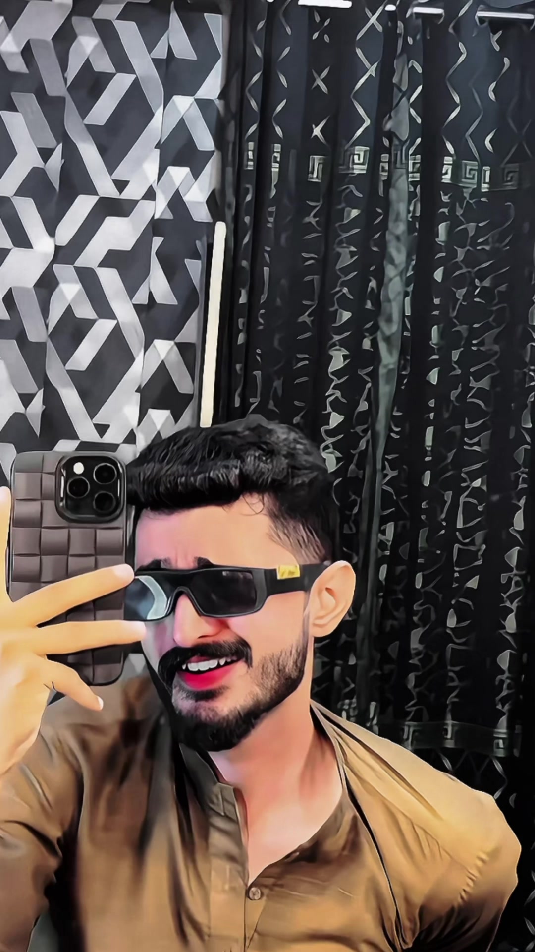 @♛RAJA★ is live 🚩