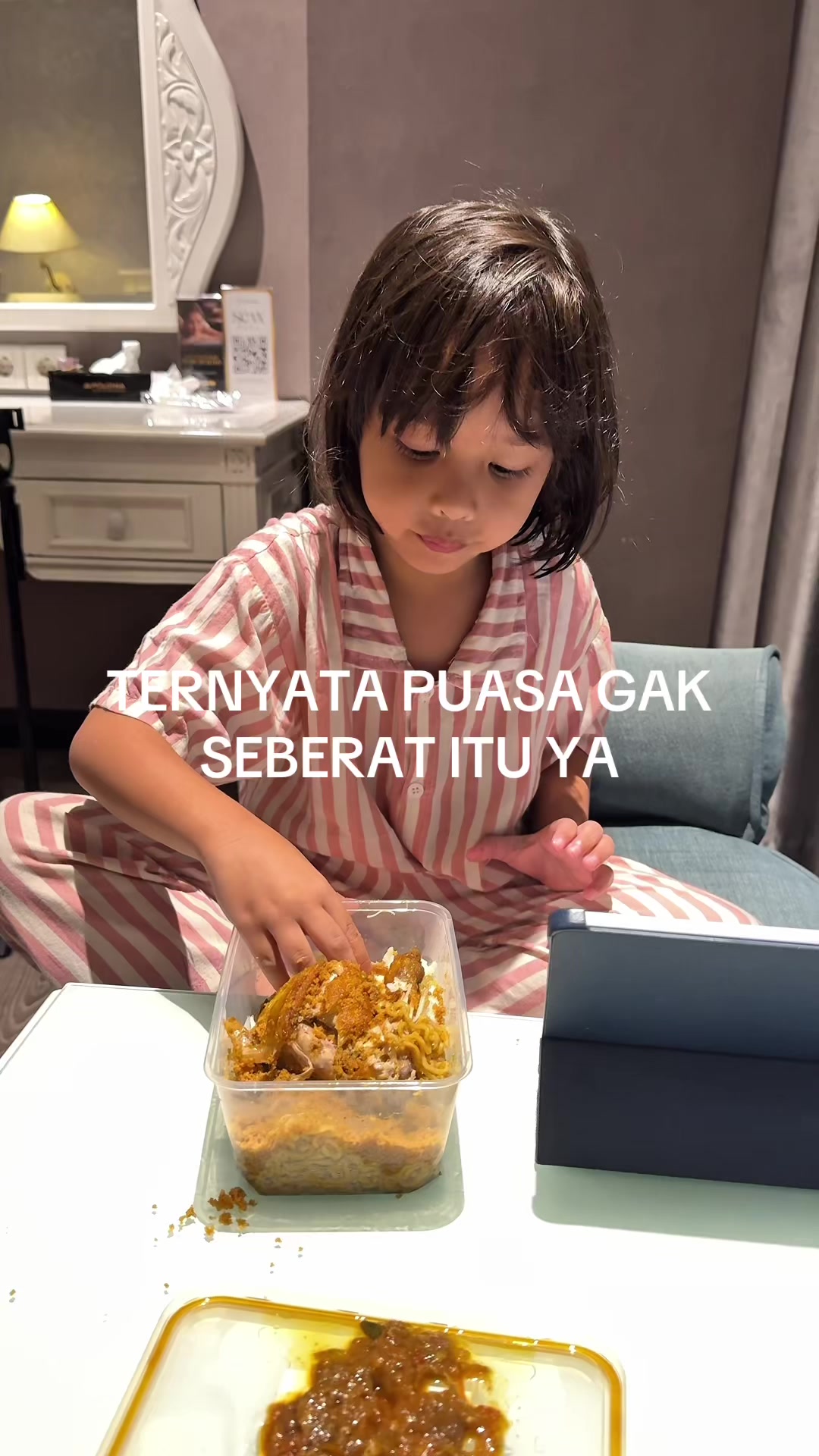 @Aleeya & Mama