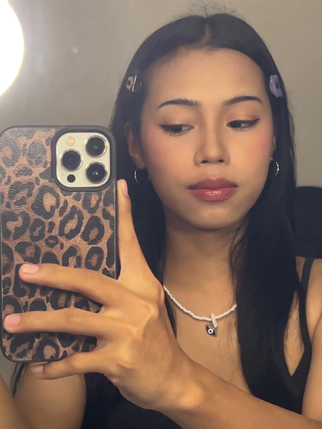 @nique