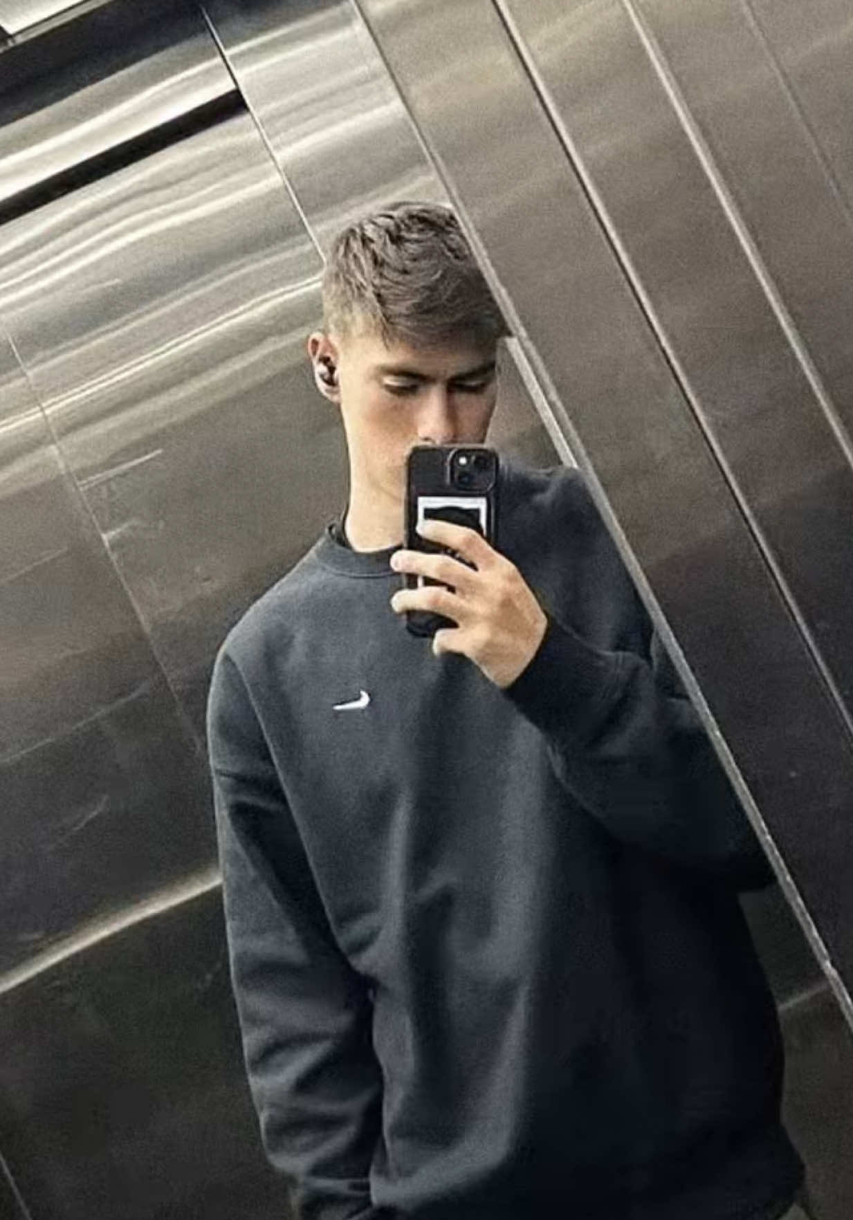 @7\