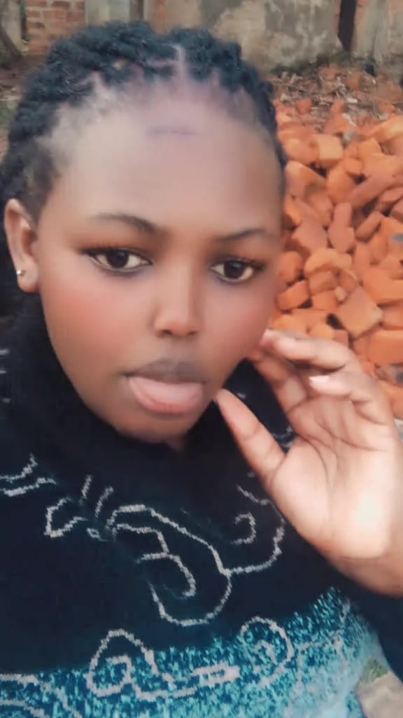 @AUGUST QUEEN 👑✌️♥️