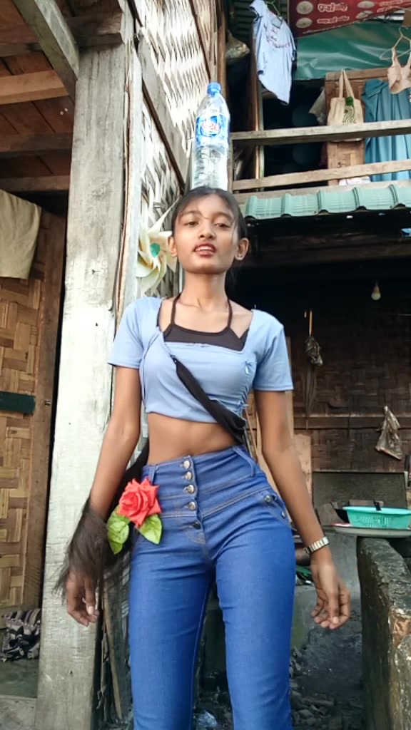 @Kyal sin phoo wai🌹
