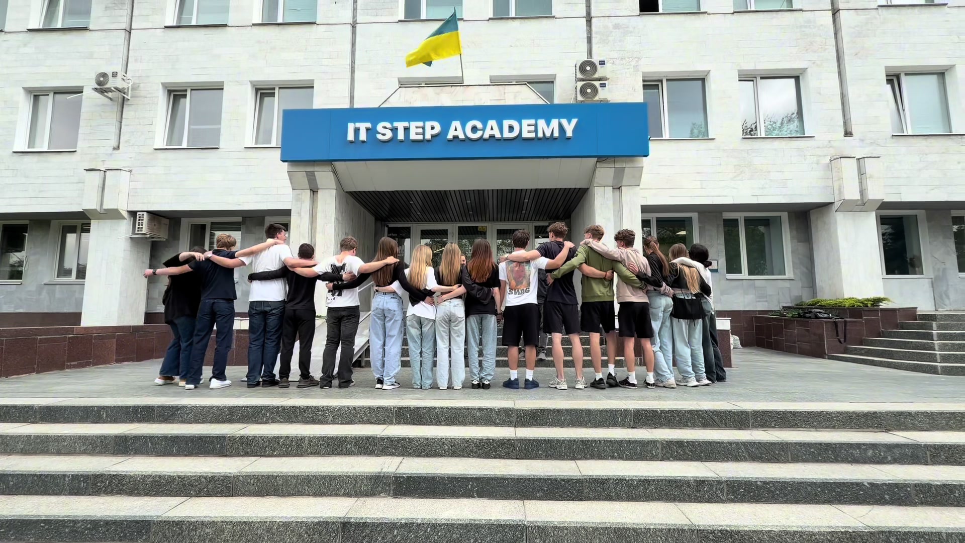 @сонечька я