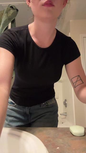@Youreabichh