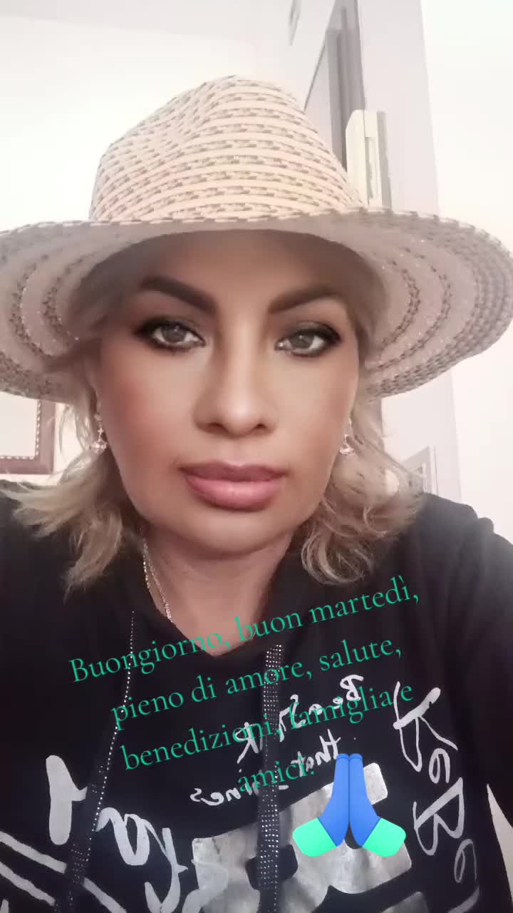 @Dora C
