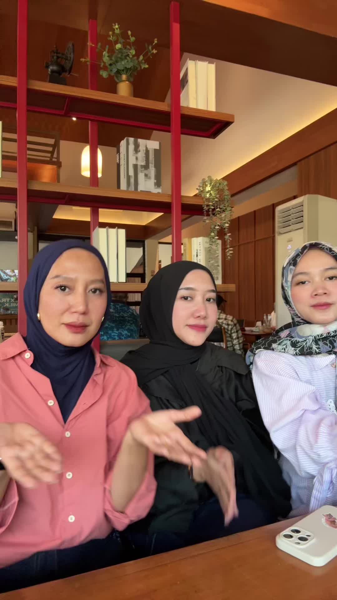 @Lisna Ismail