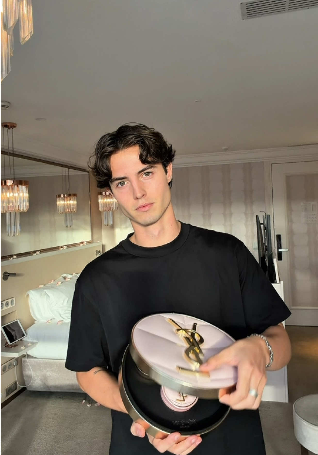 @No&eacute;
