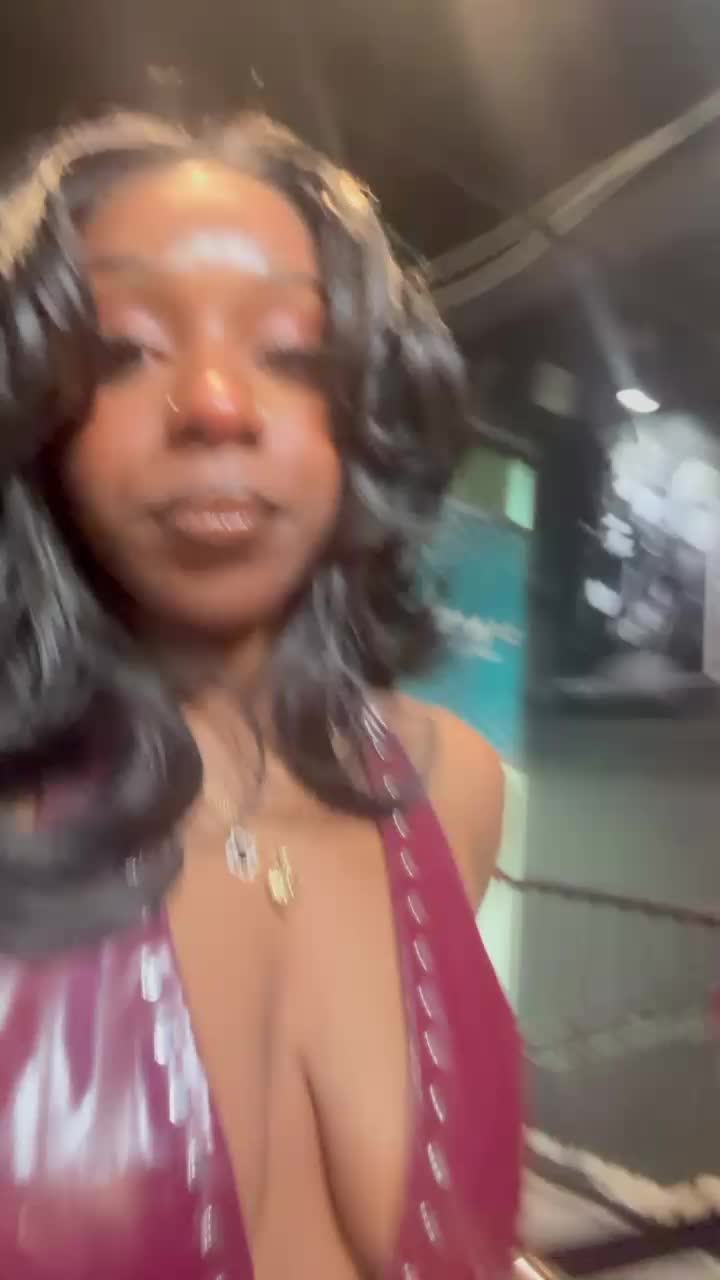 @Big Bank Barbie 🪬