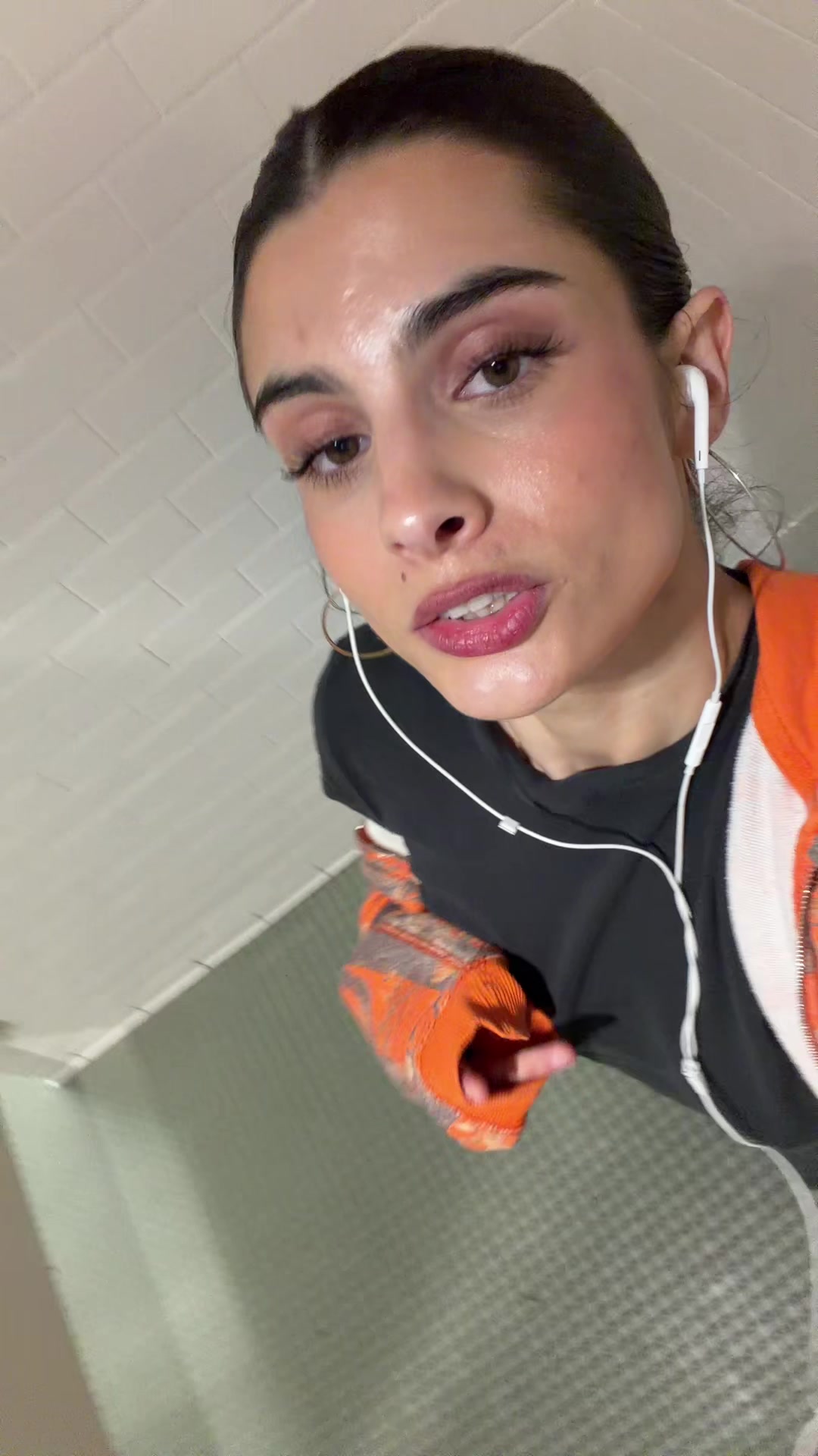 @Absolutlyavi