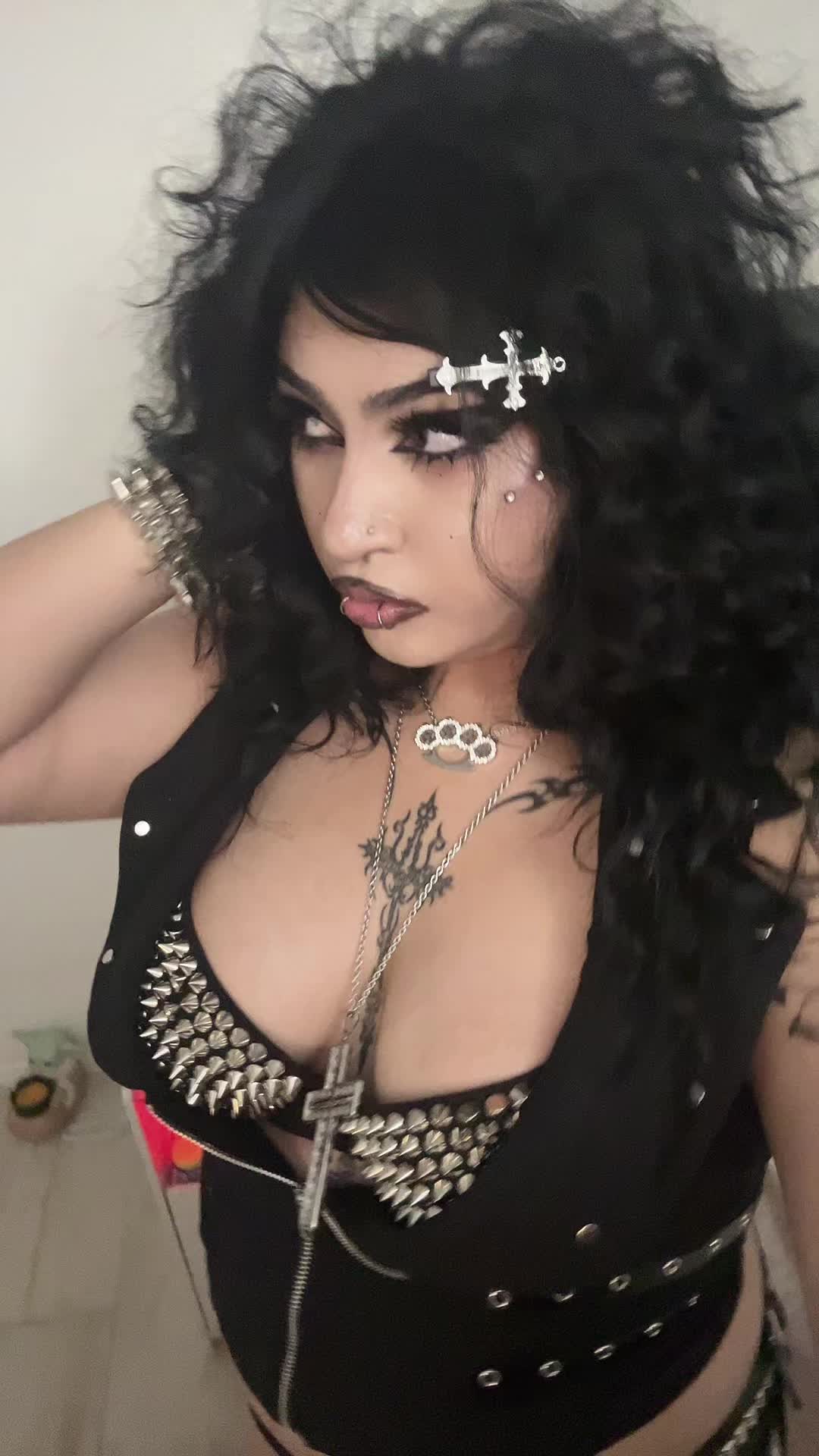 @Poisongirl🖤