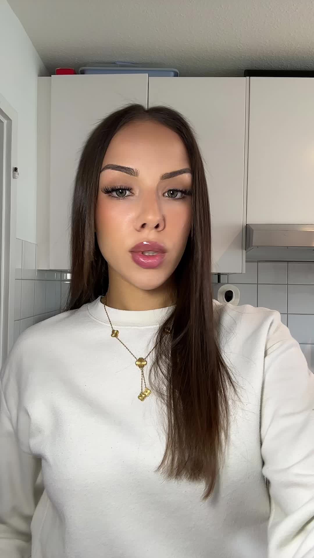 @Sara Schefika Amira