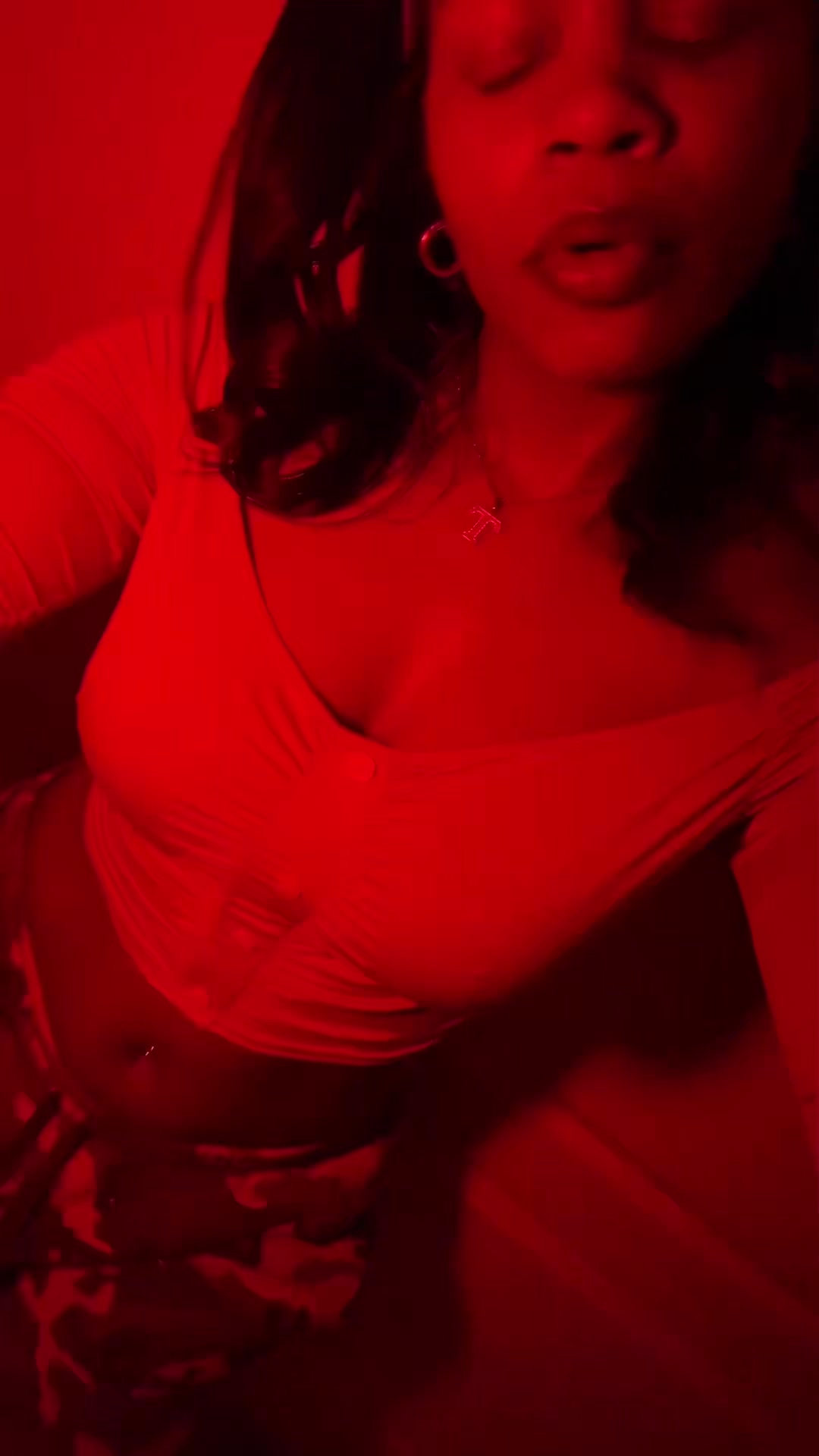 @thetiffanylv