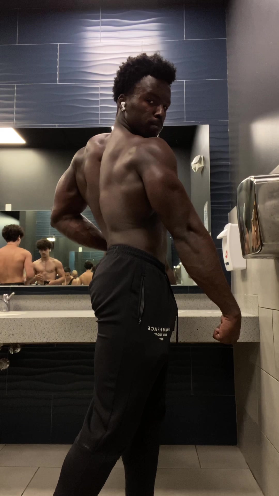 @limitlesstobii