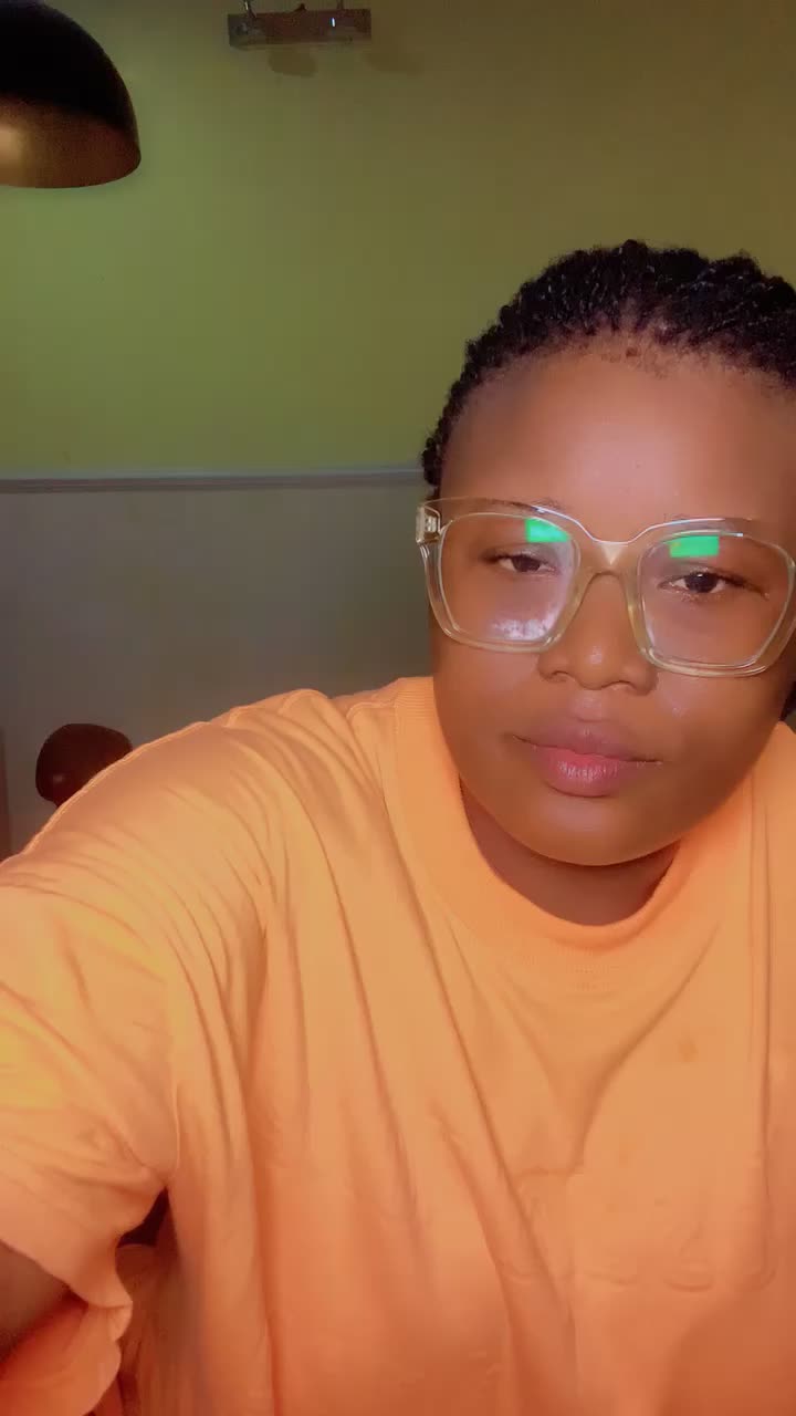 @Monica_eze